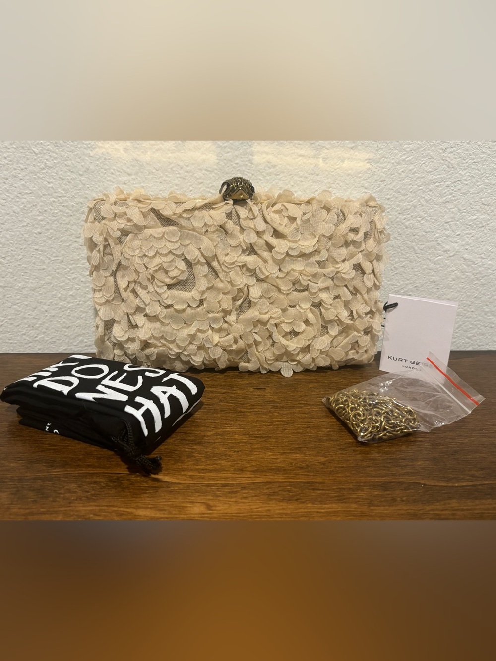 Kurt Geiger cream floral ruffle frame clutch - Picture 2 of 13